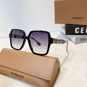 BURBERRY Модель： BE4379 Размер： 57х18-140