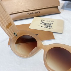 BURBERRY Модель： B 4370 Размер： 50 x 20 x 145