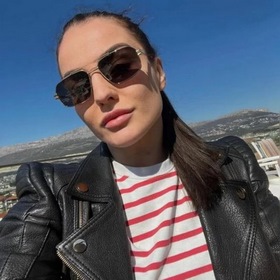 BOTTEGA VENETA  Серебристо-серые детали  Bottega Veneta  Модел