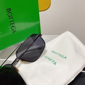 Официальный сайт BOTTEGA VENETA   Очки в стиле минимализм с зол