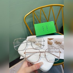 Bottega Veneta  Новые классические очки BV1049 с квадратной опра