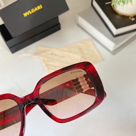 Квадратная форма BVLGARI, модель BV 9555-B Классическая квадратна
