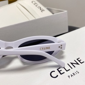 Новая модель на официальном сайте CELINE CL4S184 → Белый