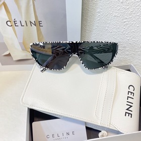 CELINE Селин, модель, аналогичная модели на фотографии  Модель： 