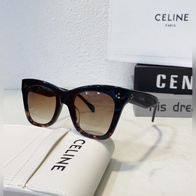 Модель CELINE, аналогичная модели популярной в Интернете. Модель：
