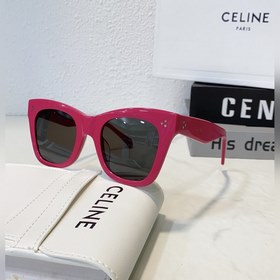 Модель CELINE, аналогичная модели популярной в Интернете. Модель：