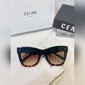 Модель CELINE, аналогичная модели популярной в Интернете. Модель：