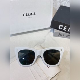 Модель CELINE, аналогичная модели популярной в Интернете. Модель：