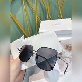 Новые модели на официальном сайте CELINE Очки в большой оправе с