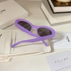 Новая реклама на официальном сайте CELINE. Простой стиль, который