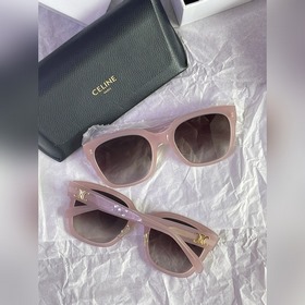 Очень нравятся ограниченные розовые солнцезащитные очки Celine 52