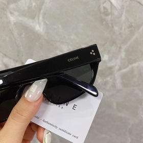 Официальный сайт CELINE Детали  Модель： CL40195