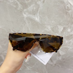 Официальный сайт CELINE    Модель： CL40195