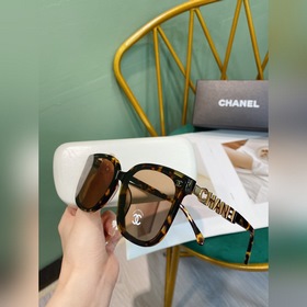 CHANEL – солнцезащитные очки, которые хорошо смотрятся в любом ра