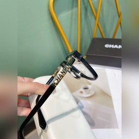 CHANEL  Модель： CH5689  Оправа без украшений