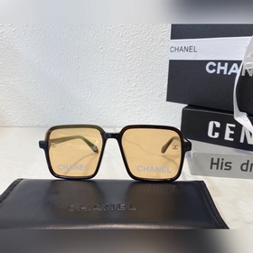 Многие блогеры интернет-знаменитости носят очки CHANEL*CH4289 с к