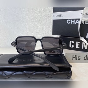 Многие блогеры интернет-знаменитости носят очки CHANEL*CH4289 с к
