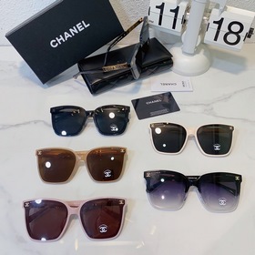 Новинка от CHANEL. Универсальный, подходящий к любому стилю, вызы