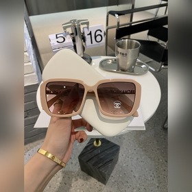 CHANEL Плиточные многоугольные солнцезащитные очки. Изысканные же