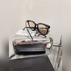 Очарована прозрачными очками Chanel. Они такие нежные, что выгля