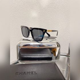 CHANEL представляет новую модель очков.  Очень подходит для свет