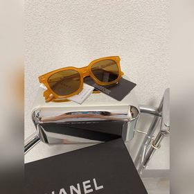 CHANEL представляет новую модель очков.  Очень подходит для свет