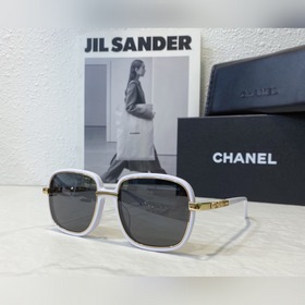 chanel A91705 Размеры： 56-19-145