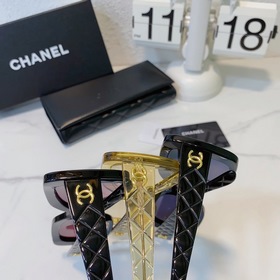 CHANEL  Модель： CH5569 Размер： 53-22-145