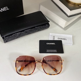 Кожа ягненка CHANEL*6189 Размер： 59-18-145