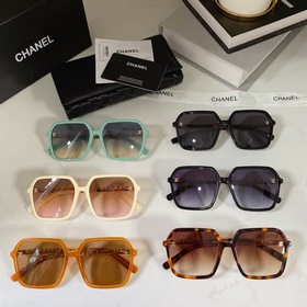 - Ch7099 Новая модель от Chanel с подъемником для лица Ноги с пол
