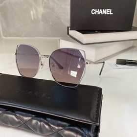 Chanel CH8233 Размер： 59 x 18 x 145