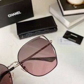 Chanel CH8233 Размер： 59 x 18 x 145