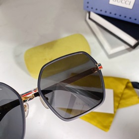 chanel GG0890 Размер： 60 x 18 x 145