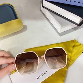 chanel GG0890 Размер： 60 x 18 x 145