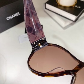 Структура рельефного узора Chanel, популярного в Интернете Фотогр