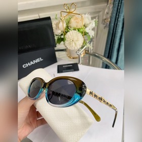Новые весенние хиты от Chanel Первое появление CH7980 53 отверст