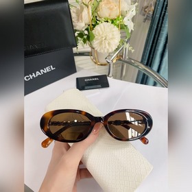 Новые весенние хиты от Chanel Первая продажа CH7980 53 отверстия