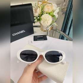 Новые весенние хиты от Chanel Первая продажа CH7980 53 отверстия