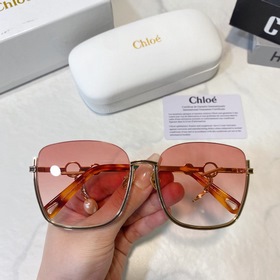Асимметричный дизайн подвески Новинка 2023 года от Chloe   Мод
