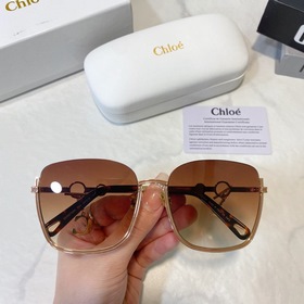 Асимметричный дизайн подвески Новинка 2023 года от Chloe   Мод
