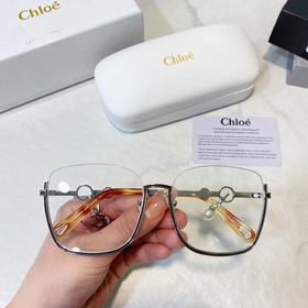 Асимметричный дизайн подвески Новинка 2023 года от Chloe   Мод