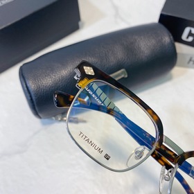 CHROME HEARTS Модель： GENTLE Размер： 52-17-145, титан