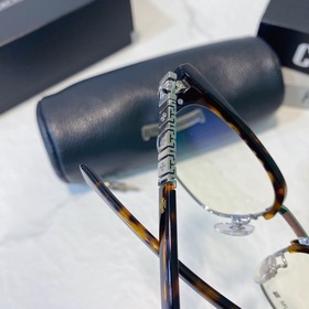 CHROME HEARTS Модель： GENTLE Размер： 52-17-145, титан
