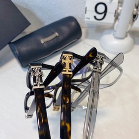 CHROME HEARTS Модель： CH8003 Размер： 54, 18-153