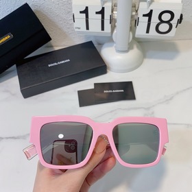DOLCE & GABBANA Модель： DG6184 Размер： 52 мм, 18-145 мм