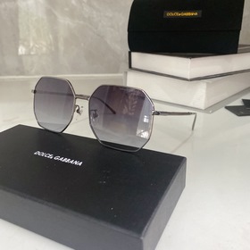 DOLCE & GABBANA Модель： DG2278 Размер： 60 x 17 x 140