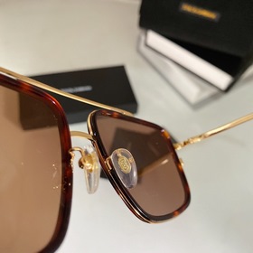 DOLCE & GABBANA Модель： DG2220 Размер： 57х17-140