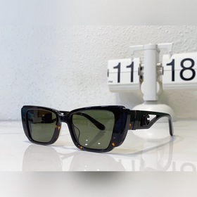 DOLCE & GABBANA Модель： DG 8156 Размер： 53 мм, 17-145