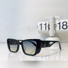 DOLCE & GABBANA Модель： DG 8156 Размер： 53 мм, 17-145