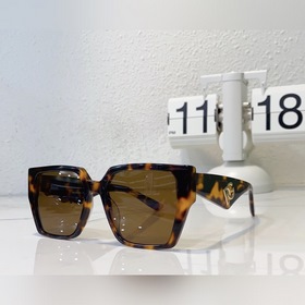 DOLCE & GABBANA Модель： DG4437 Размер： 54/19-145